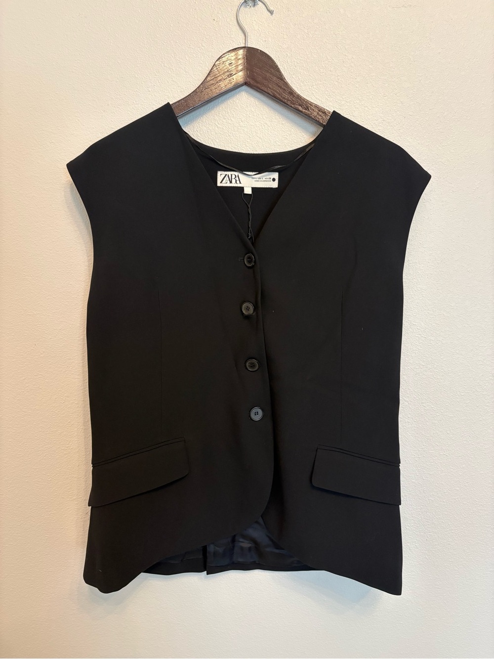 Zara Sleeveless Vest Top – Size L